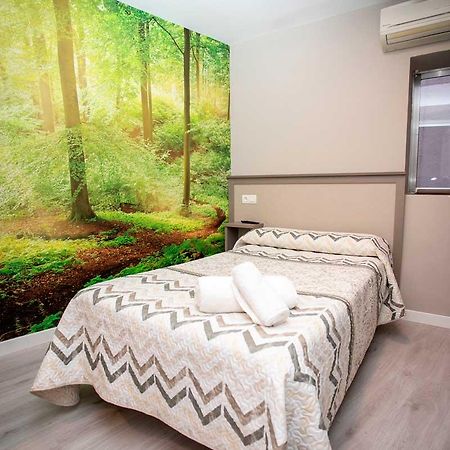 Hostal Viena Plaza Nueva Granada Eksteriør billede